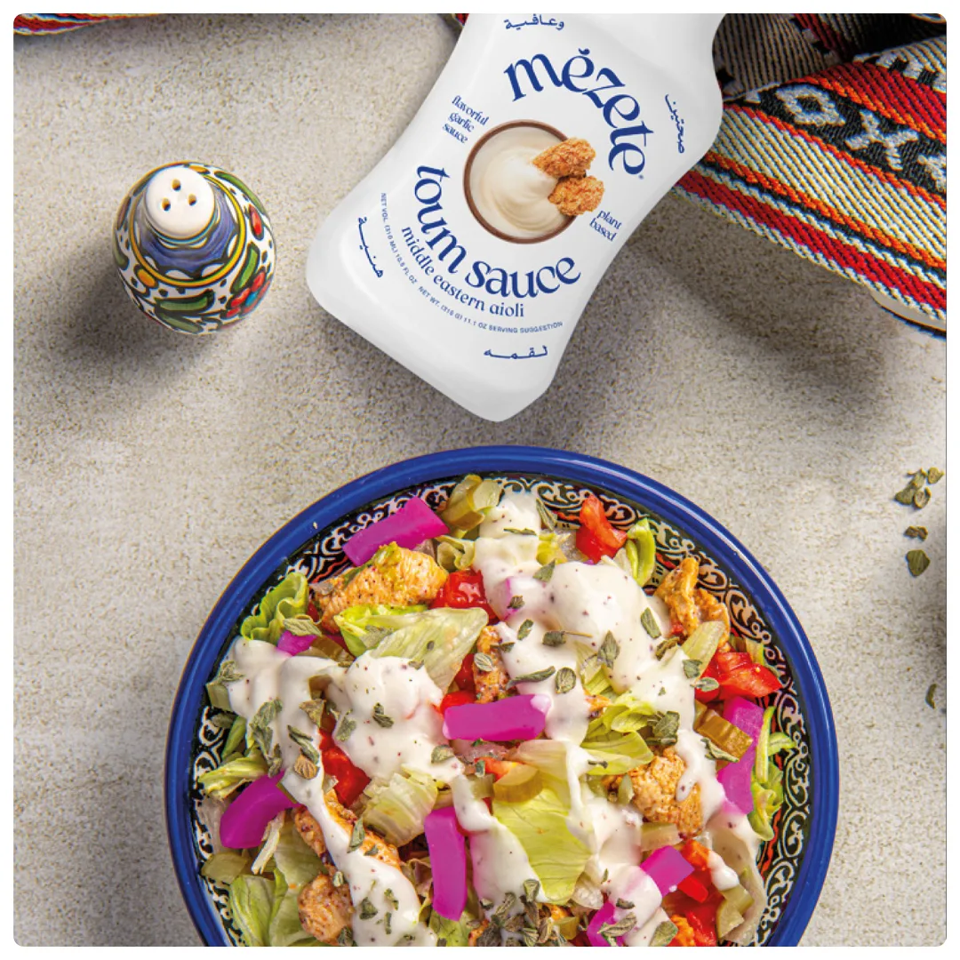 Hähnchensalat mit Toum Sauce
